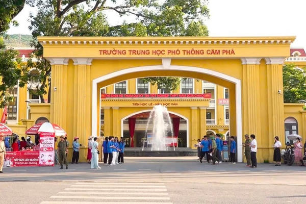 Quảng Ninh kỷ luật 3 giáo viên vi phạm quy chế thi tốt nghiệp THPT