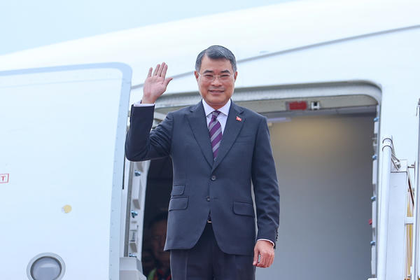 Thủ tướng Lê Minh Hưng lên đường dự Hội nghị Cấp cao kỷ niệm 35 năm quan hệ ASEAN-Nga Thủ tướng Lê Minh Hưng lên đường dự Hội nghị Cấp cao kỷ niệm 35 năm quan hệ ASEAN-Nga