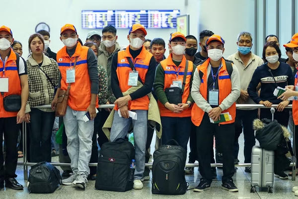 Thị trường lao động ngoài nước tăng trưởng tích cực Thị trường lao động ngoài nước tăng trưởng tích cực