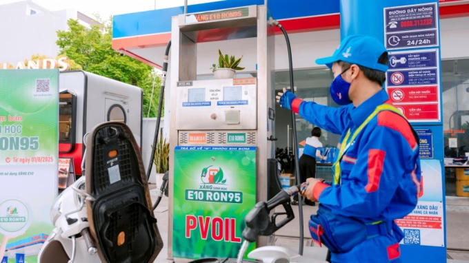 Chính phủ ban hành Nghị quyết thí điểm lộ trình sử dụng xăng E10 