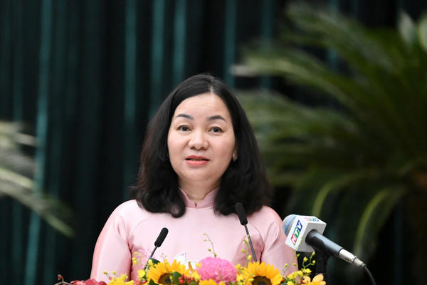 Mặt trận TPHCM kiến nghị đẩy nhanh dự án trọng điểm, tháo gỡ quy hoạch treo Mặt trận TPHCM kiến nghị đẩy nhanh dự án trọng điểm, tháo gỡ quy hoạch treo