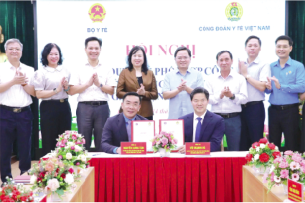 Công đoàn Y tế Việt Nam: Nỗ lực phấn đấu vì sự nghiệp chăm sóc sức khoẻ nhân dân