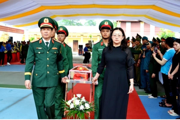 Bát Xát (Lào Cai): Tổ chức truy điệu, an táng 9 hài cốt liệt sĩ về an nghỉ tại quê hương