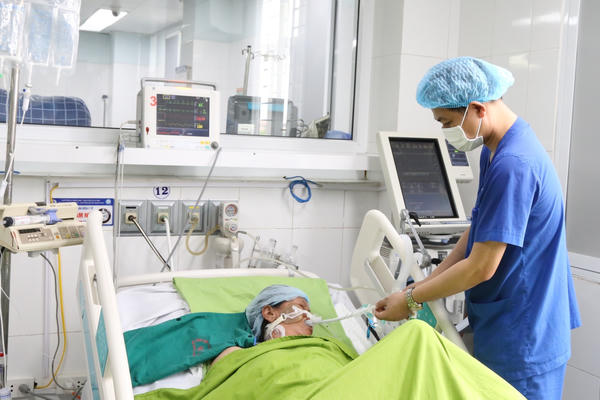 Nhận biết sớm say nắng, sốc nhiệt để tránh biến chứng nguy hiểm