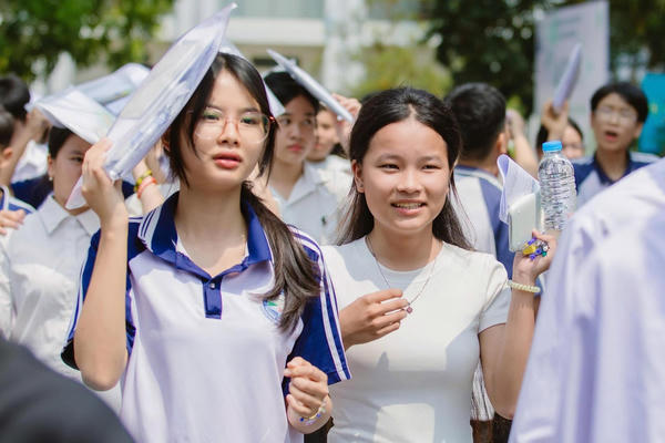 Đầu vào 3-4 điểm/môn, dạy và học thế nào để đỗ tốt nghiệp THPT?
