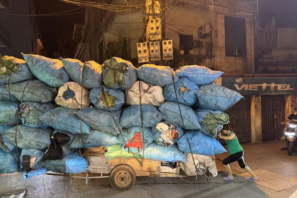 Nộp thuế thay lực lượng thu gom phế liệu