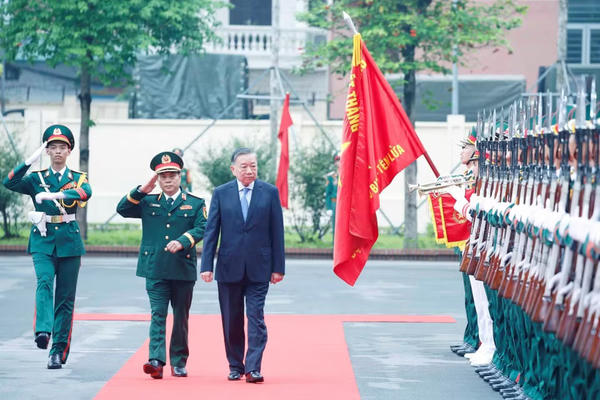 Tổng Bí thư, Chủ tịch nước dự Lễ kỷ niệm 80 năm Bộ đội Pháo binh-Tên lửa