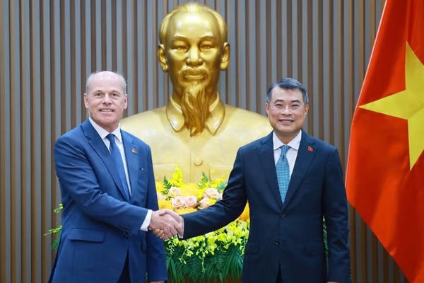 Thủ tướng Lê Minh Hưng tiếp các Đại sứ Hàn Quốc, Australia và Canada