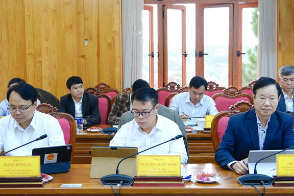 Bộ trưởng Bộ Dân tộc và Tôn giáo làm việc tại tỉnh Lâm Đồng về triển khai các chương trình MTQG