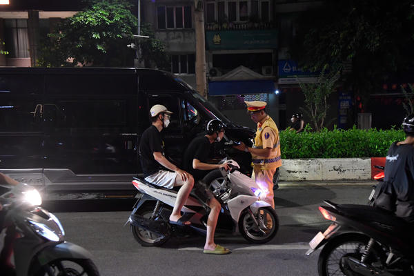 Hà Nội: Xử lý hơn 9.200 trường hợp vi phạm giao thông trong một tuần