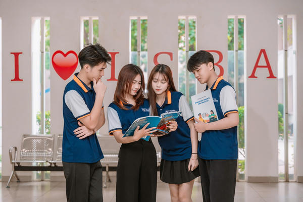 Học viện Ngân hàng lấy điểm sàn 21,5 với chương trình chuẩn
