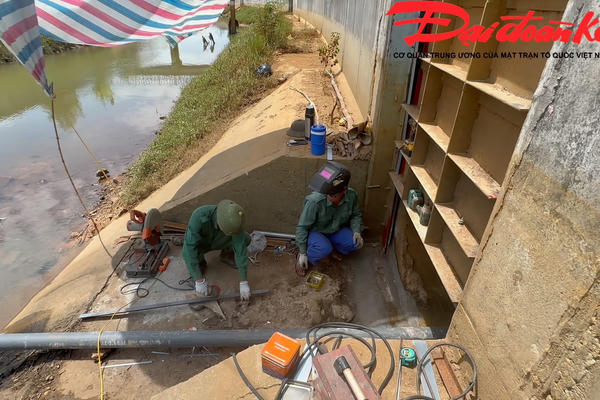Sửa chữa cống tiêu thoát nước sau phản ánh của Báo Đại đoàn kết