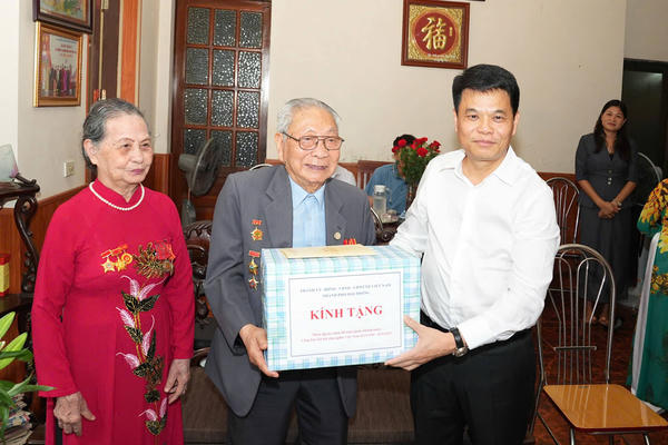 Hải Phòng: Tiếp tục duy trì mức hỗ trợ người có công thuộc nhóm cao nhất cả nước