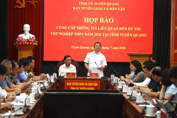 Bộ Giáo dục và Đào tạo lên tiếng về đề xuất thi lại môn Toán tại Tuyên Quang