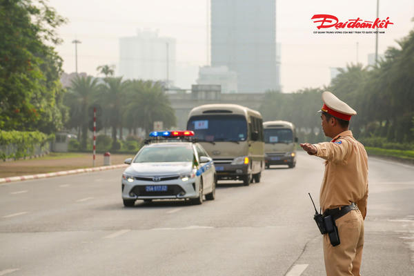 Công an Hà Nội bảo đảm giao thông dịp Lễ kỷ niệm 80 năm Ngày truyền thống lực lượng An ninh nhân dân