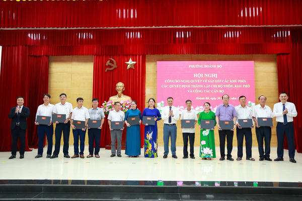 Quảng Ninh hoàn thành sắp xếp 1.452 thôn, bản, khu phố