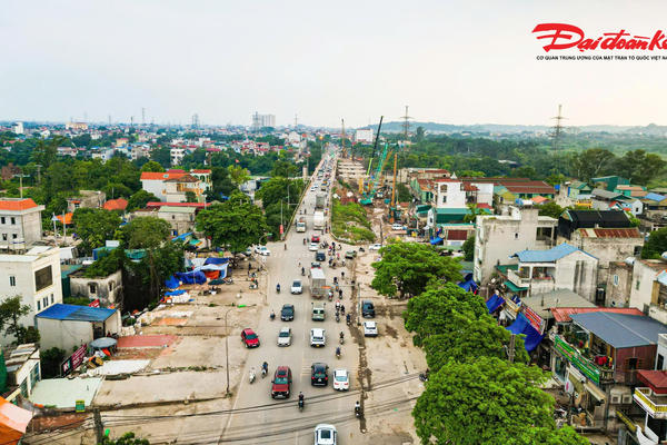 Cầu Mai Lĩnh mới trên Quốc lộ 6 đang dần thành hình 