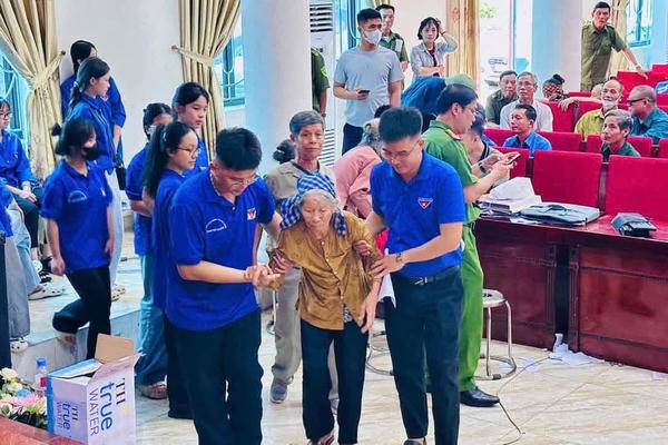 Tuổi trẻ Hải Phòng xung kích hỗ trợ thu nhận mẫu sinh phẩm ADN thân nhân liệt sĩ