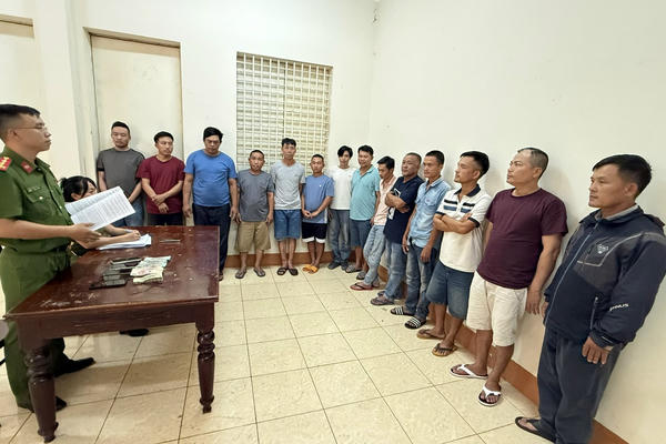 Đắk Lắk triệt xóa 3 đường dây cá độ bóng đá mùa World Cup, giao dịch gần 200 tỷ đồng