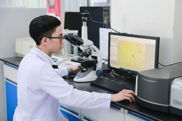 Muốn giữ người giỏi phải có chính sách vượt khung Muốn giữ người giỏi phải có chính sách vượt khung