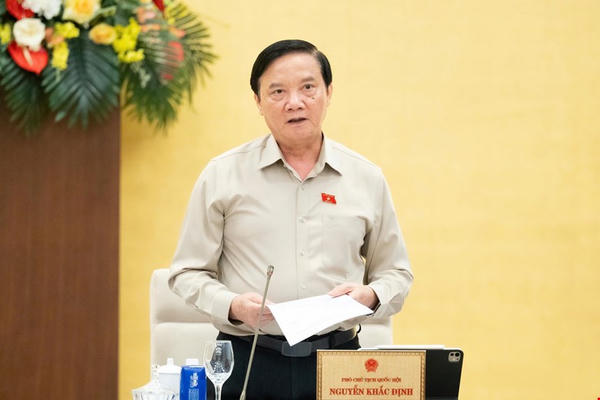 Uỷ ban Thường vụ Quốc hội cho ý kiến lần đầu về sửa đổi toàn diện Bộ luật Tố tụng hình sự Uỷ ban Thường vụ Quốc hội cho ý kiến lần đầu về sửa đổi toàn diện Bộ luật Tố tụng hình sự