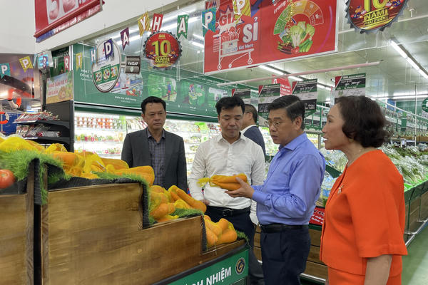 Chung tay nhân rộng “Tick xanh trách nhiệm”