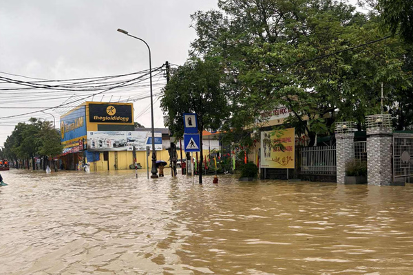 Kiểm tra các tuyến quốc lộ, khắc phục các điểm sạt lở, chia cắt, bảo đảm giao thông thông suốt