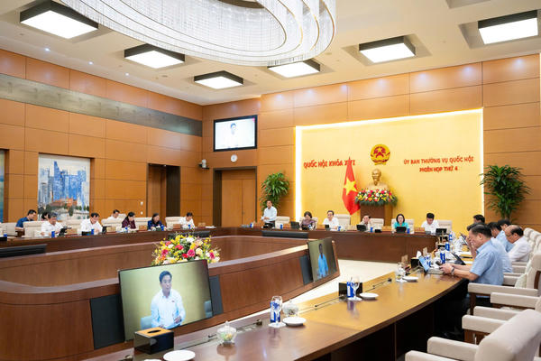Giải quyết dứt điểm các vụ việc đông người, phức tạp, kéo dài Giải quyết dứt điểm các vụ việc đông người, phức tạp, kéo dài
