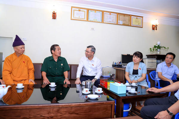 Bộ trưởng Bộ Tài chính tri ân gia đình người có công nhân dịp 79 năm Ngày Thương binh - Liệt sĩ