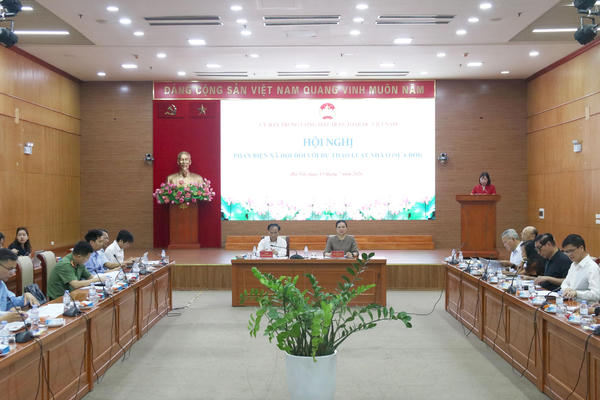 Để chính sách đúng hơn, sát dân hơn, khả thi hơn Để chính sách đúng hơn, sát dân hơn, khả thi hơn