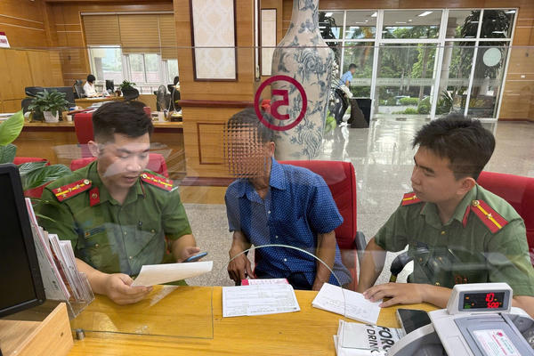 Cao Bằng: Giả danh cán bộ công an để lừa đảo chiếm đoạt tài sản 
