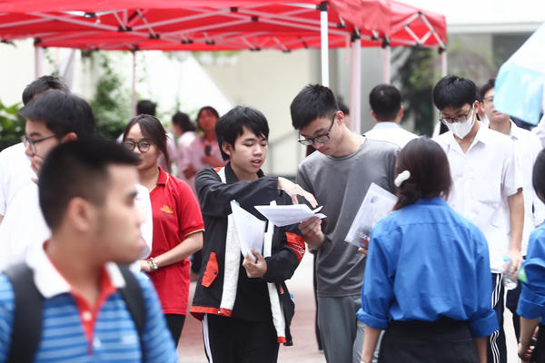 Rà soát số lượng lớn hồ sơ tuyển sinh đại học còn thiếu, sai dữ liệu