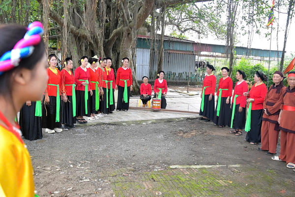 Giữ nhịp hát trống quân 