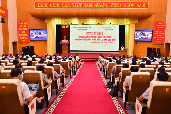 Tuyên Quang: Phát huy vai trò Hội đồng nhân dân trong xây dựng chính quyền phục vụ, gần dân, vì Nhân dân