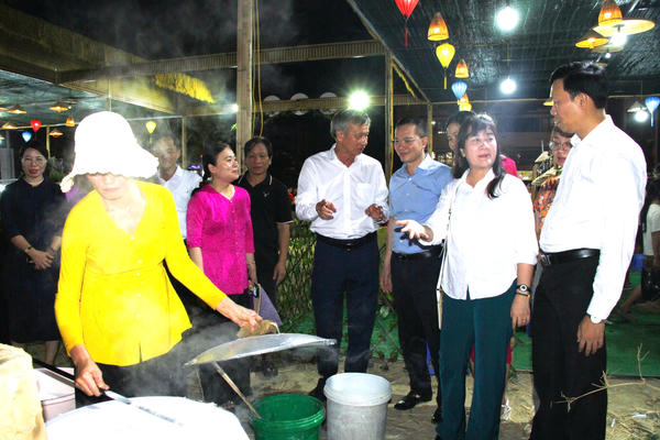 Đà Nẵng: Chợ phiên “Làng trong phố”