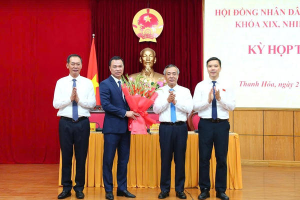 Thiếu tướng Tô Anh Dũng được bầu giữ chức Chủ tịch UBND tỉnh Thanh Hóa