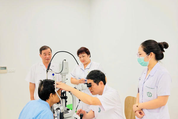 Điều trị thành công bệnh nhân nước ngoài tại Bệnh viện Bạch Mai cơ sở Ninh Bình