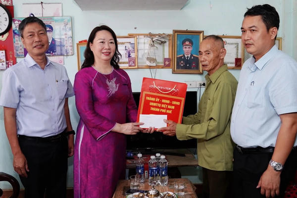 Lấy sự hài lòng của Nhân dân làm thước đo hiệu quả công tác