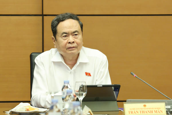 Chủ tịch Quốc hội: Phổ biến, giáo dục pháp luật phải thực sự trở thành động lực xây dựng văn hóa thượng tôn pháp luật