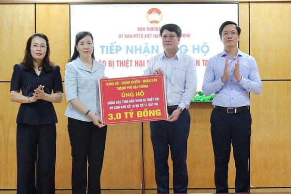 Hải Phòng hỗ trợ 3 tỷ đồng giúp Lai Châu khắc phục hậu quả mưa lũ Hải Phòng hỗ trợ 3 tỷ đồng giúp Lai Châu khắc phục hậu quả mưa lũ