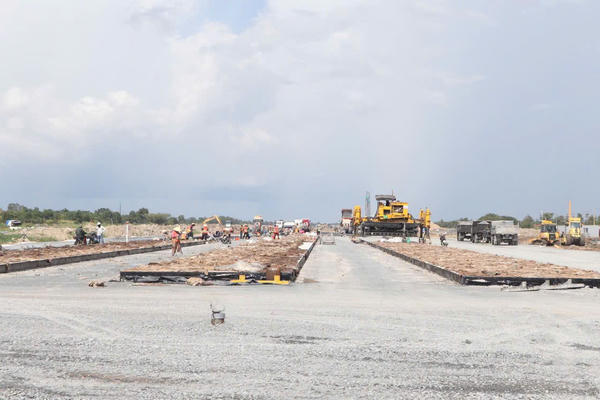 Tăng tốc tiến độ hoàn thành dự án nâng cấp Cảng hàng không Cà Mau
