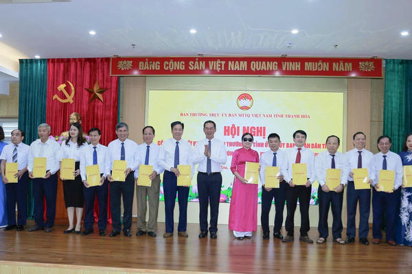 Thanh Hóa: Công bố quyết định đối với các hội quần chúng 