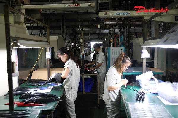 Chính phủ đề xuất giảm 30% thuế thu nhập cho hộ kinh doanh, doanh nghiệp có doanh thu đến 10 tỷ đồng