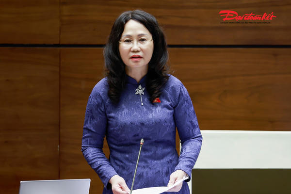 Bộ trưởng Lâm Thị Phương Thanh: Kiểm soát chặt chẽ các nhóm nội dung quan trọng, phức tạp, nhạy cảm trong xuất bản Bộ trưởng Lâm Thị Phương Thanh: Kiểm soát chặt chẽ các nhóm nội dung quan trọng, phức tạp, nhạy cảm trong xuất bản