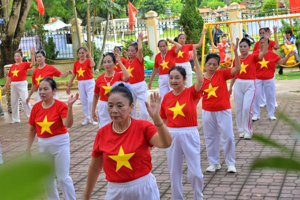 Khi nhà văn hóa thành “ngôi nhà chung” của cộng đồng
