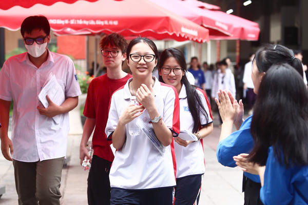 Điểm chuẩn đại học 2026 cao kỷ lục, có ngành đạt điểm tuyệt đối 