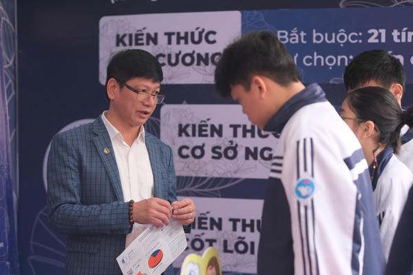 Điểm chuẩn Trường Đại học Luật Hà Nội năm 2026, có ngành học bạ chạm mốc 30 điểm