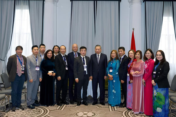 Tổng Bí thư, Chủ tịch nước Tô Lâm tiếp trí thức, nhà khoa học tiêu biểu người Việt Nam tại Australia
