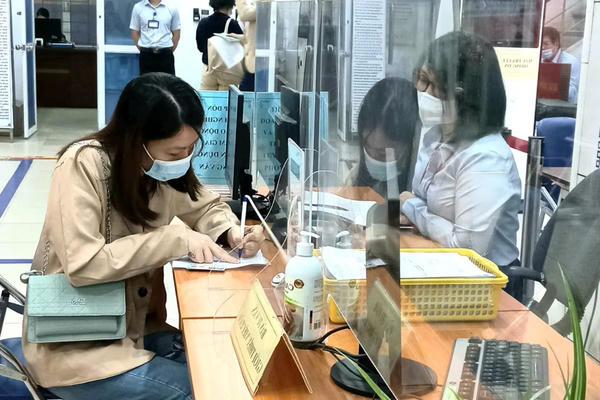 Bảo hiểm thất nghiệp: Từ hỗ trợ mất việc đến giữ việc làm bền vững