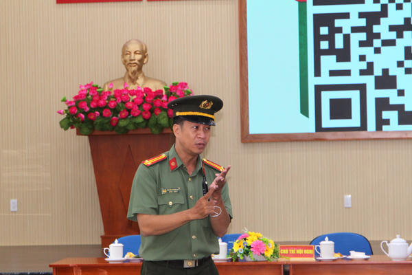 TP Hồ Chí Minh: Người dân được hướng dẫn về cách phòng, chống tội phạm lừa đảo trực tuyến
